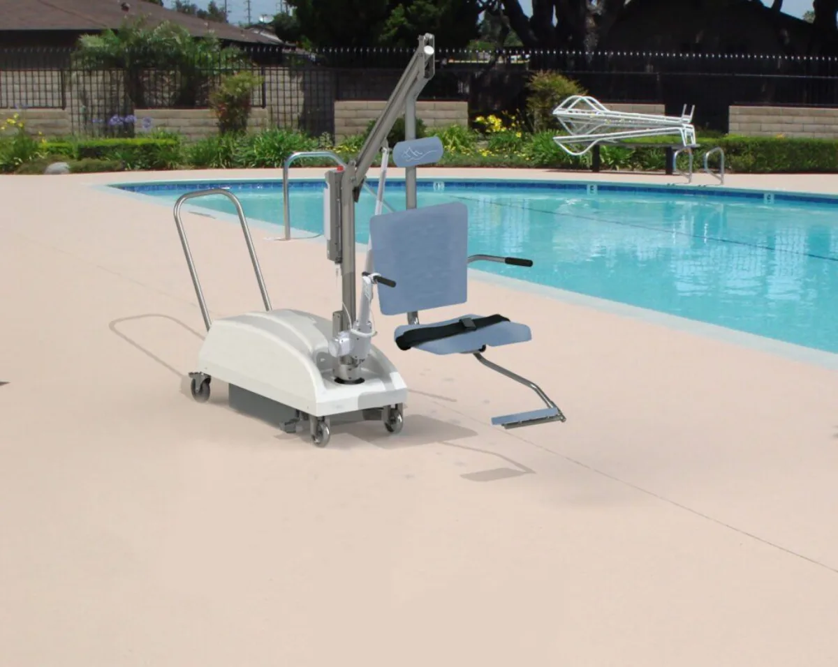 Spectrum Aquatics Portable Motion Trek BP300 pool lift